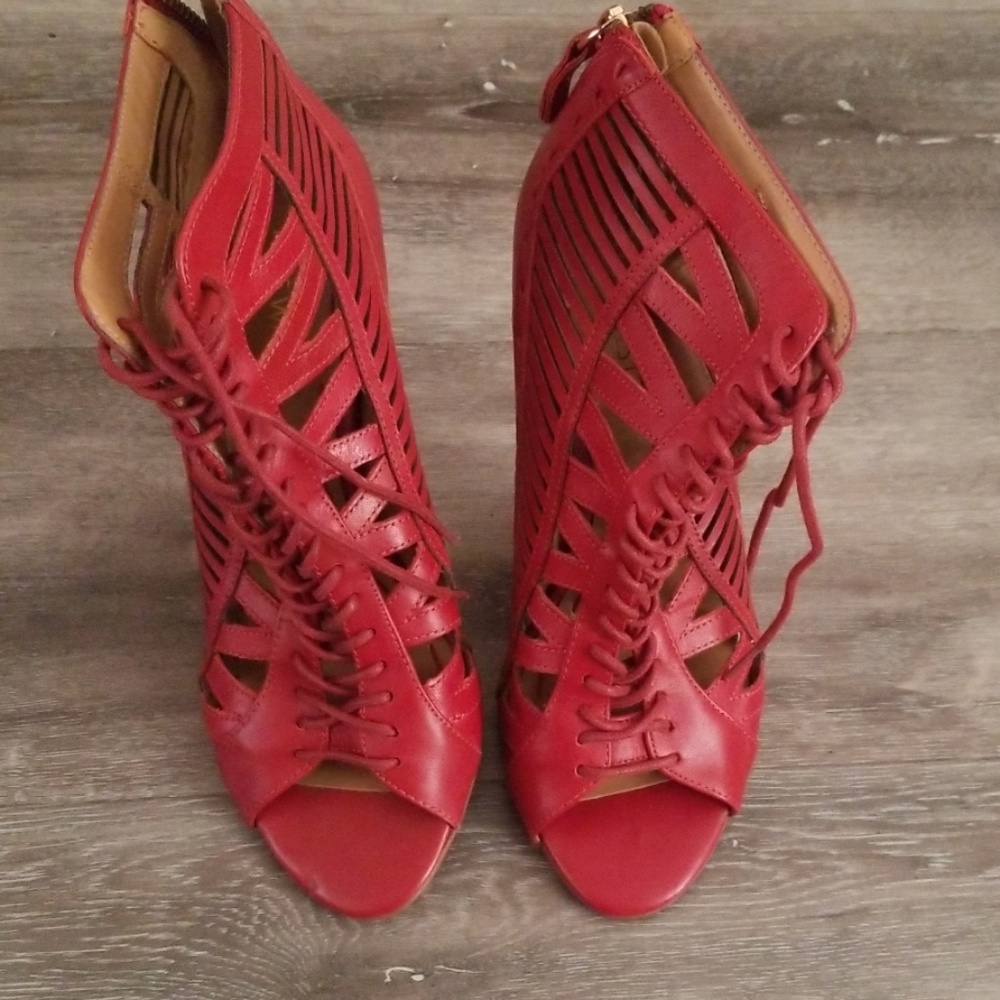 Nine West, Pumps